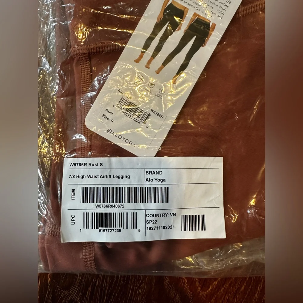 ALO Yoga Rust 7/8 high waist airlift Leggings - Picture 2 of 2